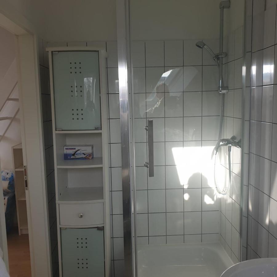 45 m² Maisonette-Wohnung in Uni-/Hauptbahnhofnähe Duisburg Exterior foto